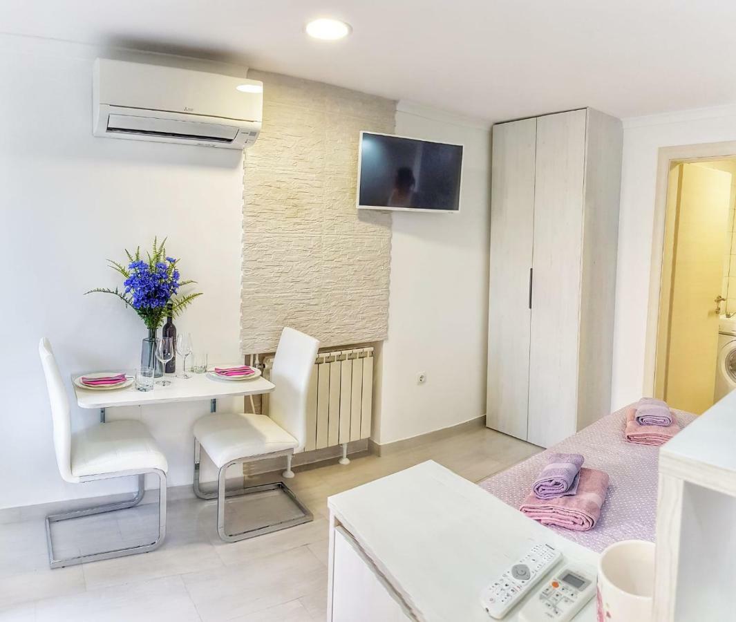 Studio Apartman Noa Apartment โตรกีร์ ภายนอก รูปภาพ