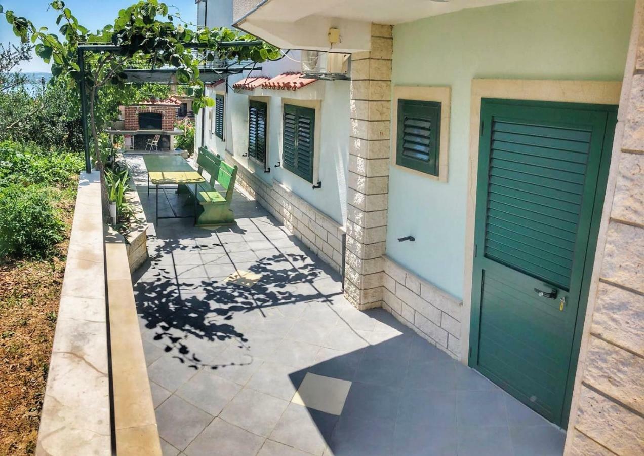 Studio Apartman Noa Apartment โตรกีร์ ภายนอก รูปภาพ